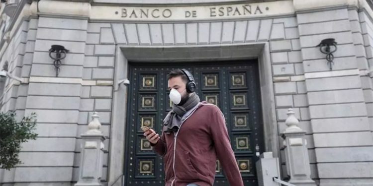 44444-3-750x375-2 بؤرة كورونا الجديدة.. بلد واحد في صدارة الترشيحات