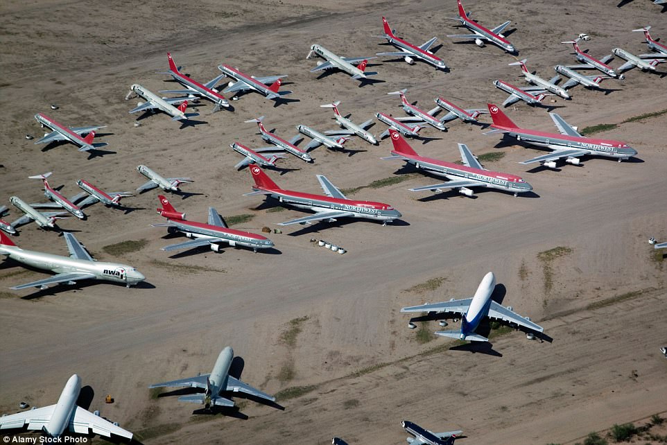 Northwest Airlines uses a boneyard near Tuscon, Arizona to store their old and retired Boeing 747s