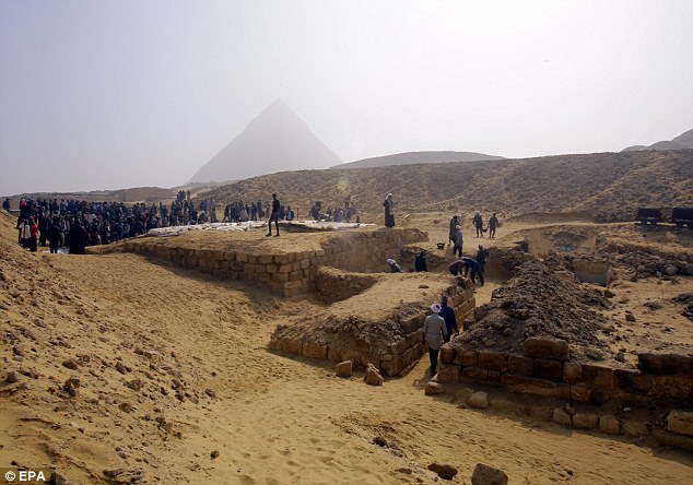 The Egyptian archaeological mission led by the Supreme Council of Antiquities has discovered the Old Kingdom tomb during excavation work in the Giza western cemetery