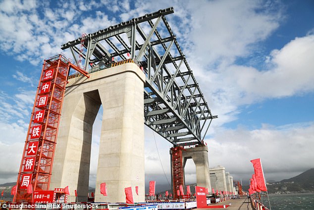 Impressive traffic link: Once the Pingtan bridge is complete in 2019, the Pingtan Island and the outlying islands would be connected to the mainland of Fujian Province via high-speed railway