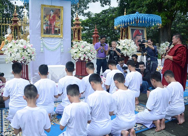 The thirteen members of Wild Boar child soccer team, including their assistant coach, were safely rescued after being trapped in Tham Luang cave in Thailand