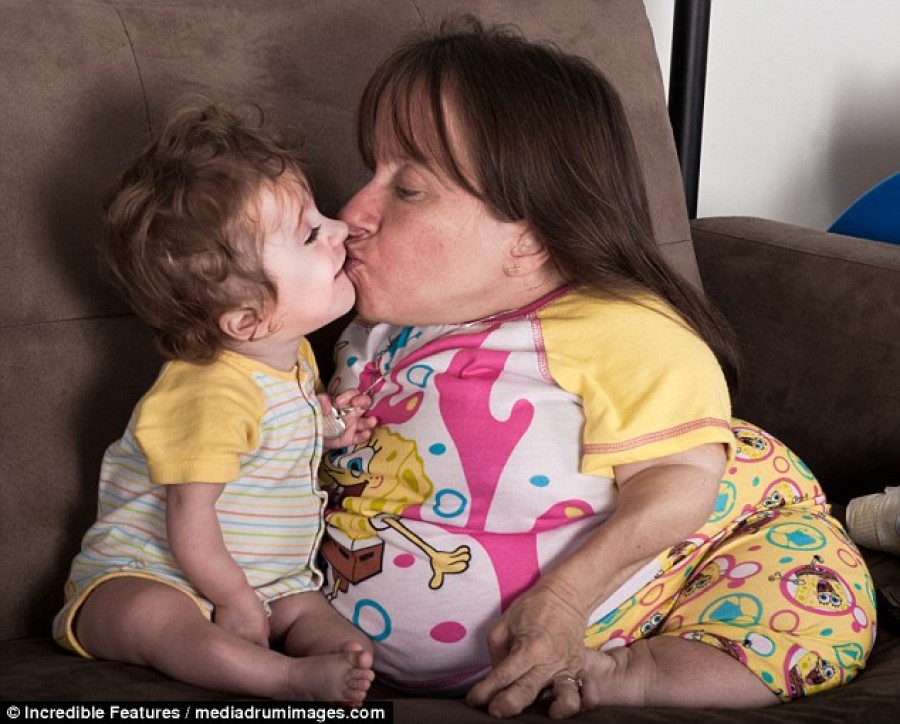 500661de00000578-6155131-image-m-27_1536667447622