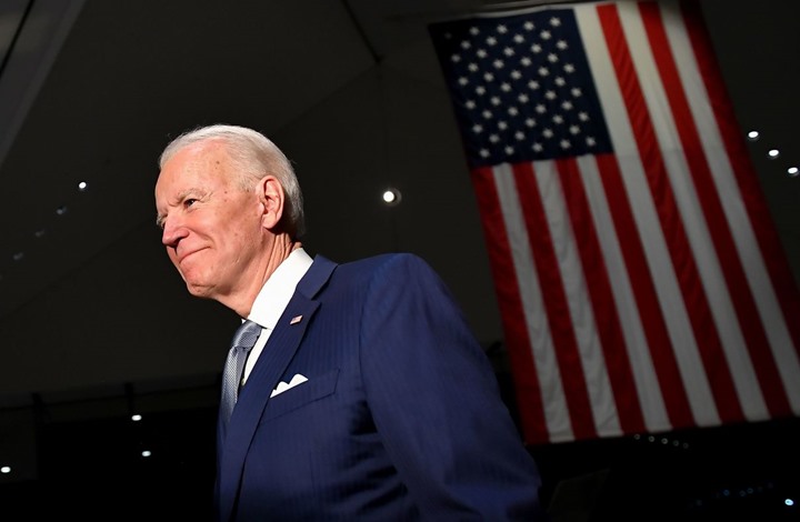 بايدن يحمل 10 ملفات لإنهاء سياسات ترامب "الكارثية"