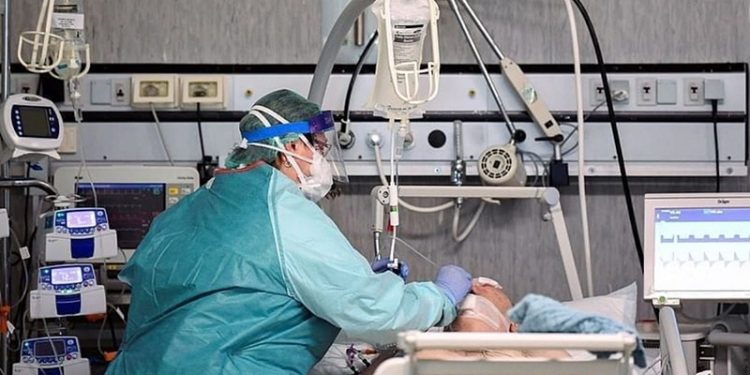 544444-4-750x375-2 لحظات تكسر القلوب.. ماذا طلب ضحايا كورونا “قبل الرحيل”؟