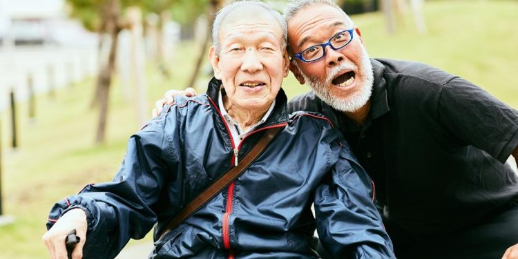 545454-6-750x375-2 67 ألف معمر في هذا البلد.. ما سر طول عمرهم؟