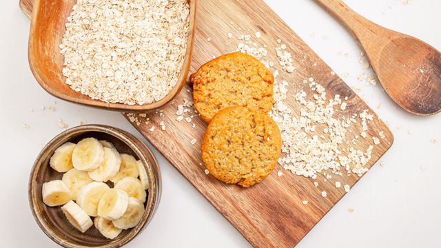 كوكيز الشوفان والموز كوكيز الشوفان والموز