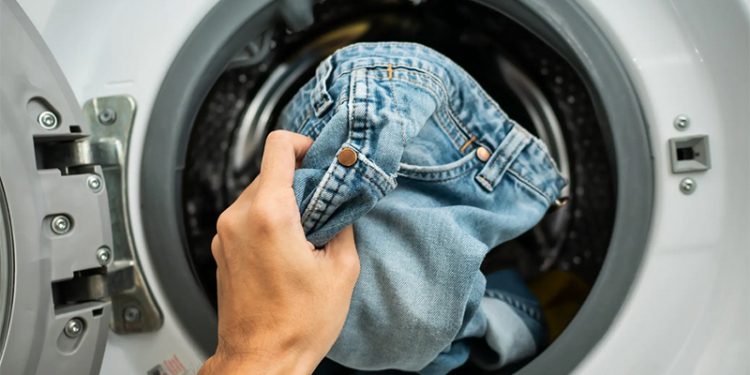 656655621-750x375-2 بشرى سارة حول الملابس وكورونا.. هذه التفاصيل