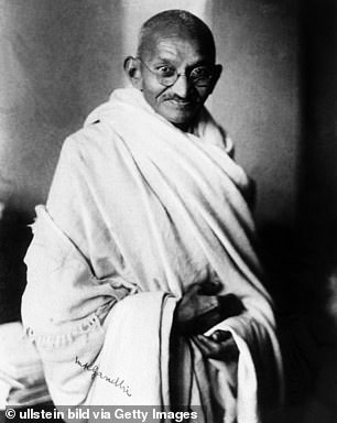 7432814-0-image-a-65_1544803224108