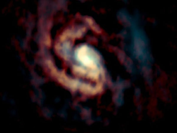 8d7cc8f6bf5f4c5640fbe5760a48d604 شاهد.. صور حصرية للثقوب السوداء