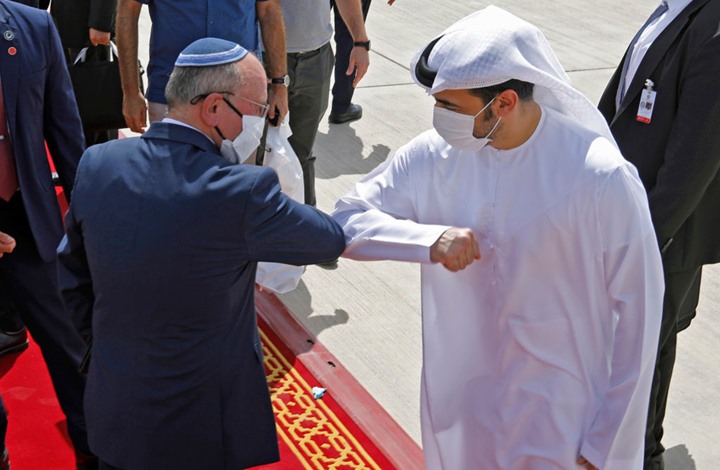 9202036731937-3 المتحدث باسم نتنياهو يحتفي بأغنية إماراتية إسرائيلية (شاهد)