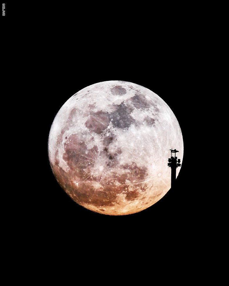 من خلال عدسة هذا المصور بدبي .. إحدى الرموز الرمضانية الشهيرة من منظور "فريد" من خلال عدسة هذا المصور بدبي .. إحدى الرموز الرمضانية الشهيرة من منظور "فريد"