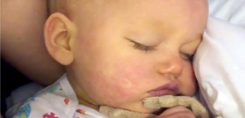 c31f2355dd4e3645125f62c453f3bf1f-1 فيديو ينقذ حياة طفلة!