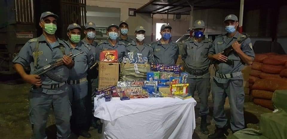 c983106a-20a3-4627-94f3-08ab5671c86b-1500x9999-c حجز حوالي 20 مليون مفرقعة مموهة بـ “الكاوكاو” في بسكرة