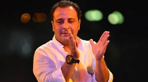 d8a3d986d988d8b1-1500x9999-c الشاب أنور يعود بكليب جديد بعد 30 سنة من الغياب