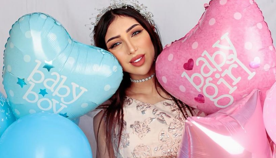 d8a8d8b7d985d8a9-1500x9999-c بالصور.. دنيا بطمة تُرزق بمولودتها الثانية