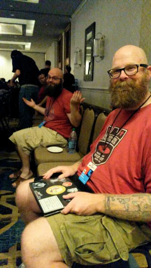 d8b5d8afd981d8a9-24 صدفة