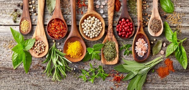 علاج أمراض المناعة الذاتية بالأعشاب: حقيقة أم خرافة قد تضرك؟