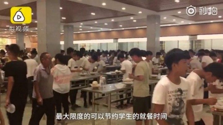 d985d982d8a7d8b9d8af-d8a7d984d985d8afd8b1d8b3d8a9-3 مقاعد المدرسة