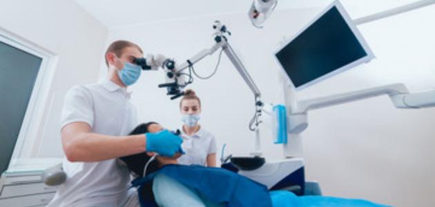 هل يمكن تناول الطعام بعد حشو الأسنان؟ هل يمكن تناول الطعام بعد حشو الأسنان؟