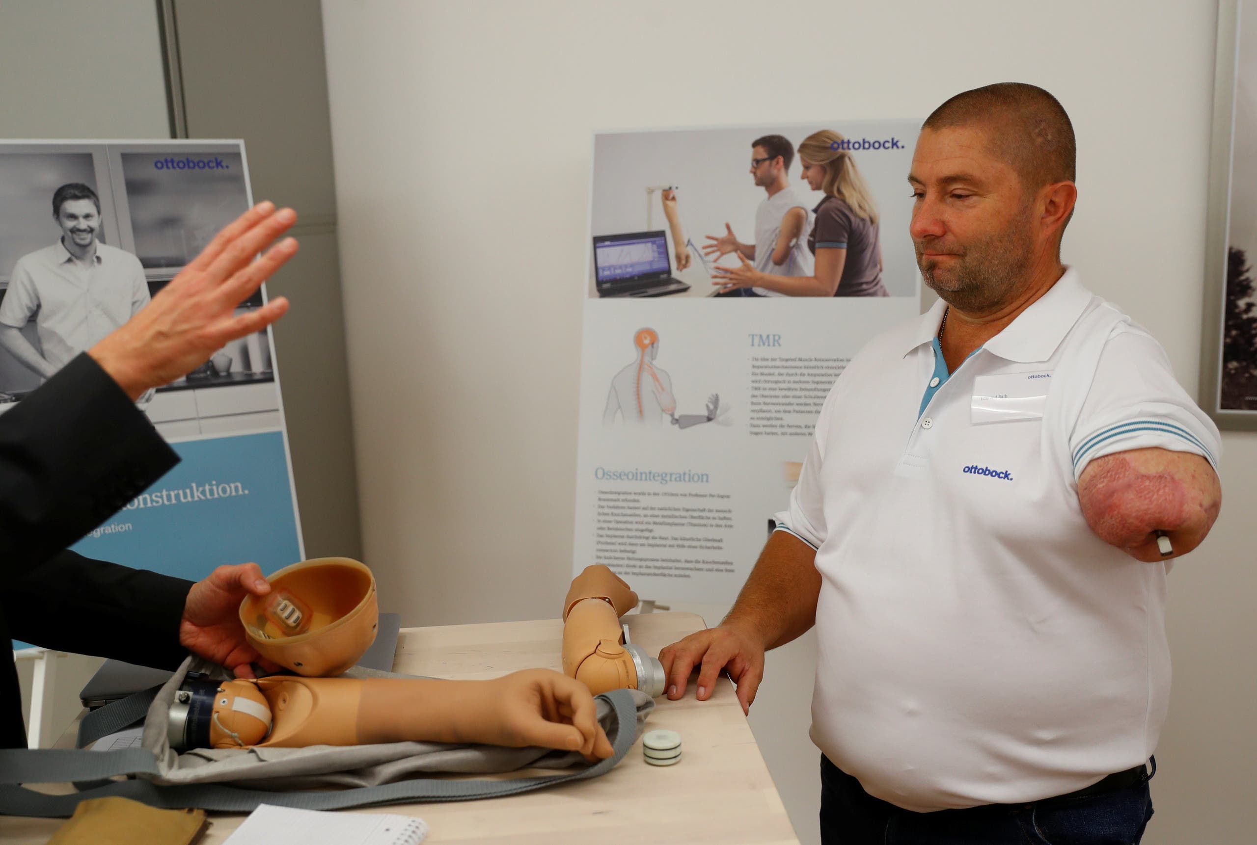 d9d26fac-c9c1-4c7f-baf8-8a447ec10ce5