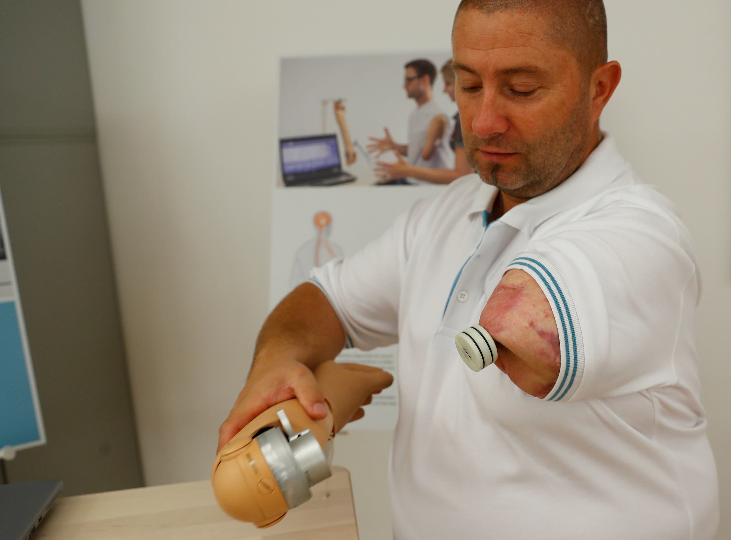 eee87c80-acf3-46d2-8ac3-e782ffa11fd1