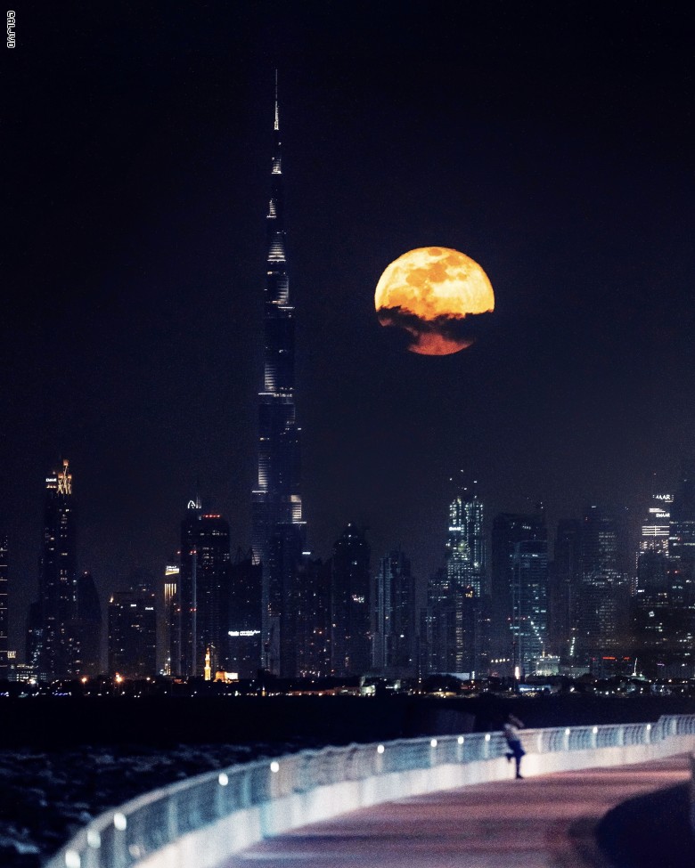 من خلال عدسة هذا المصور بدبي .. إحدى الرموز الرمضانية الشهيرة من منظور "فريد" من خلال عدسة هذا المصور بدبي .. إحدى الرموز الرمضانية الشهيرة من منظور "فريد"