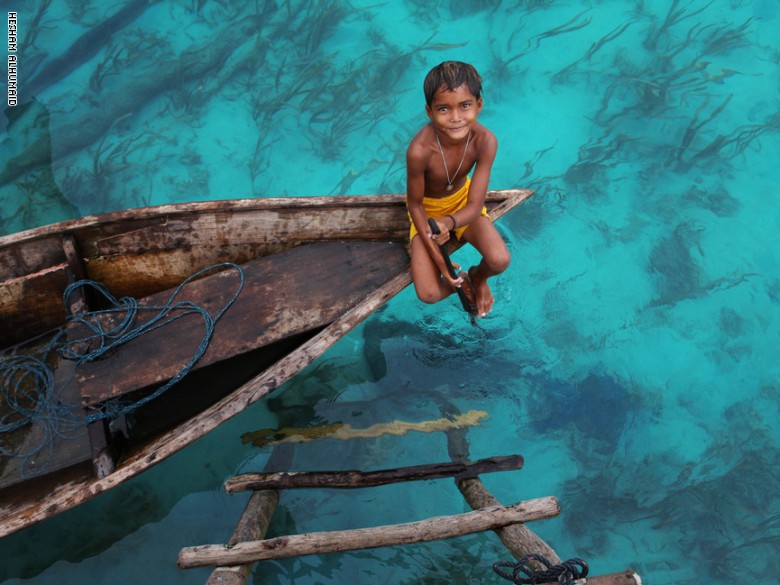 بدايته صدفة.. قابل السعودي الذي وثق تقاليد القبائل بأكثر من 30 دولة بدايته صدفة.. قابل السعودي الذي وثق تقاليد القبائل بأكثر من 30 دولة