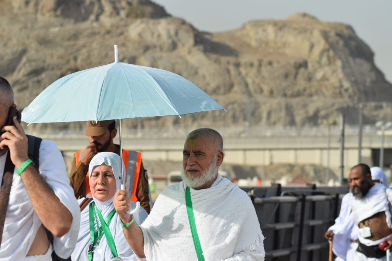 f9c6fc1e-527e-450d-8b64-10dd0ebd0bf3