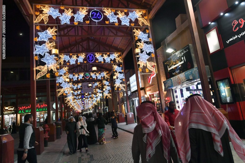 في هذه الدول الخليجية الـ4.. إليك أكثر الوجهات السياحية زيارة في هذه الدول الخليجية الـ4.. إليك أكثر الوجهات السياحية زيارة