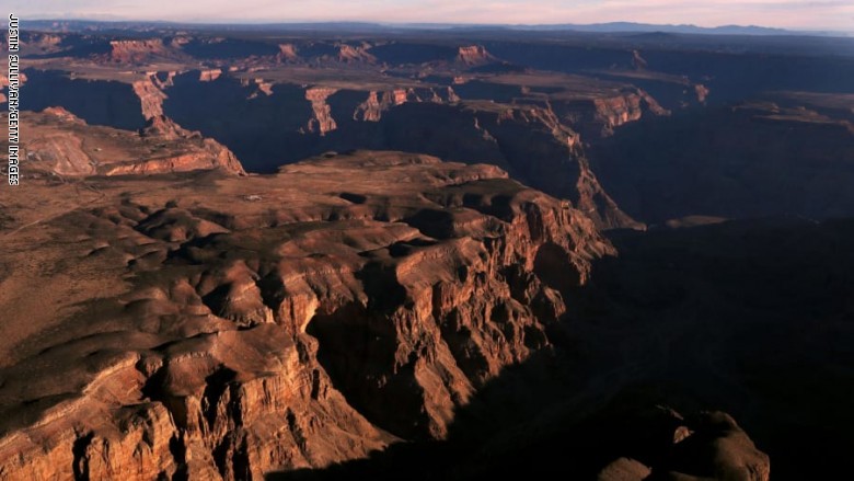 منتزه غراند كانيون الوطني في أريزونا منتزه غراند كانيون الوطني في أريزونا