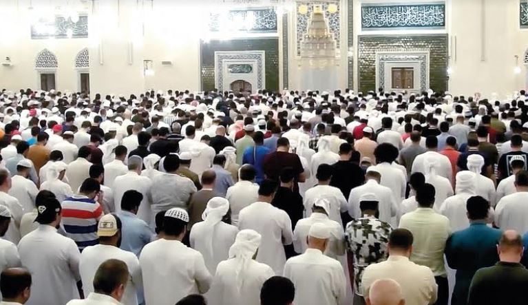 image-3-1500x9999-c-1500x9999-c رفع التعليق عن صلاتي الجمعة والفجر بداية من 6 نوفمبر