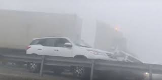 Image result for ‫الضباب أبوظبي حادث‬‎