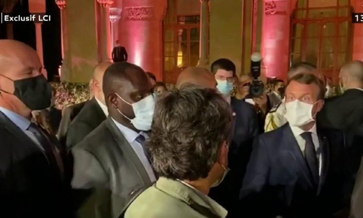 ماكرون يوبخ صحافيا فرنسيا في بيروت: ما قمت به غير مسؤول- (فيديو)