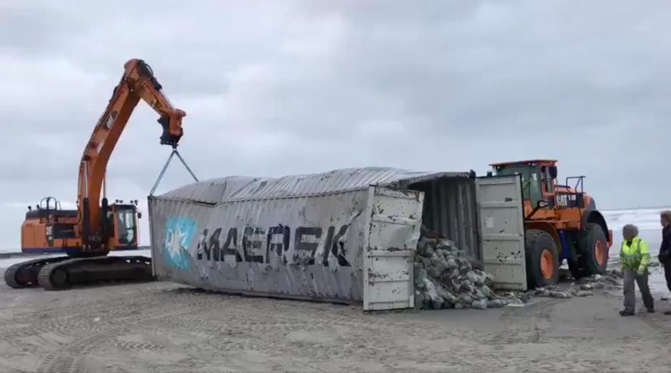 msc-zoe-cargo-ship_-00001