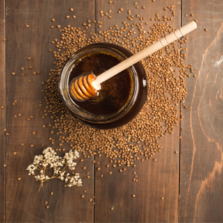 عسل الحنطة السوداء عسل الحنطة السوداء