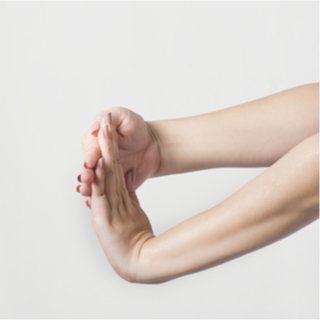 ثني المعصم ثني المعصم