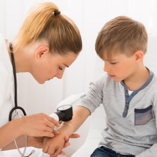 اختبار حساسية الجلد عن الأطفال اختبار حساسية الجلد عن الأطفال