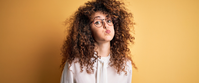 tbl_articles_article_25023_3432bbe9a4c-3f86-4b4b-b9ce-d509627acb27 طرق نفخ الخدود: بين الطب والطبيعة