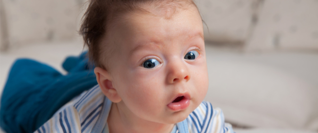 tbl_articles_article_25356_783ad32f3d6-c90c-40df-8b6a-299e3d5107b5 جلوس الرضيع في الشهر الثالث: معلومات عامة