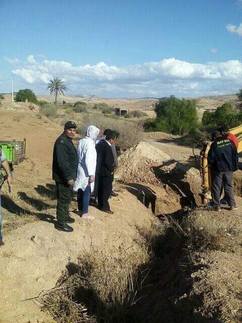 06ab94b2-99c5-424f-af53-021fc078a798-1500x9999-c بالصور.. محافظة الغابات لولاية سيدي بلعباس تقوم بحرق ودفن ضبع