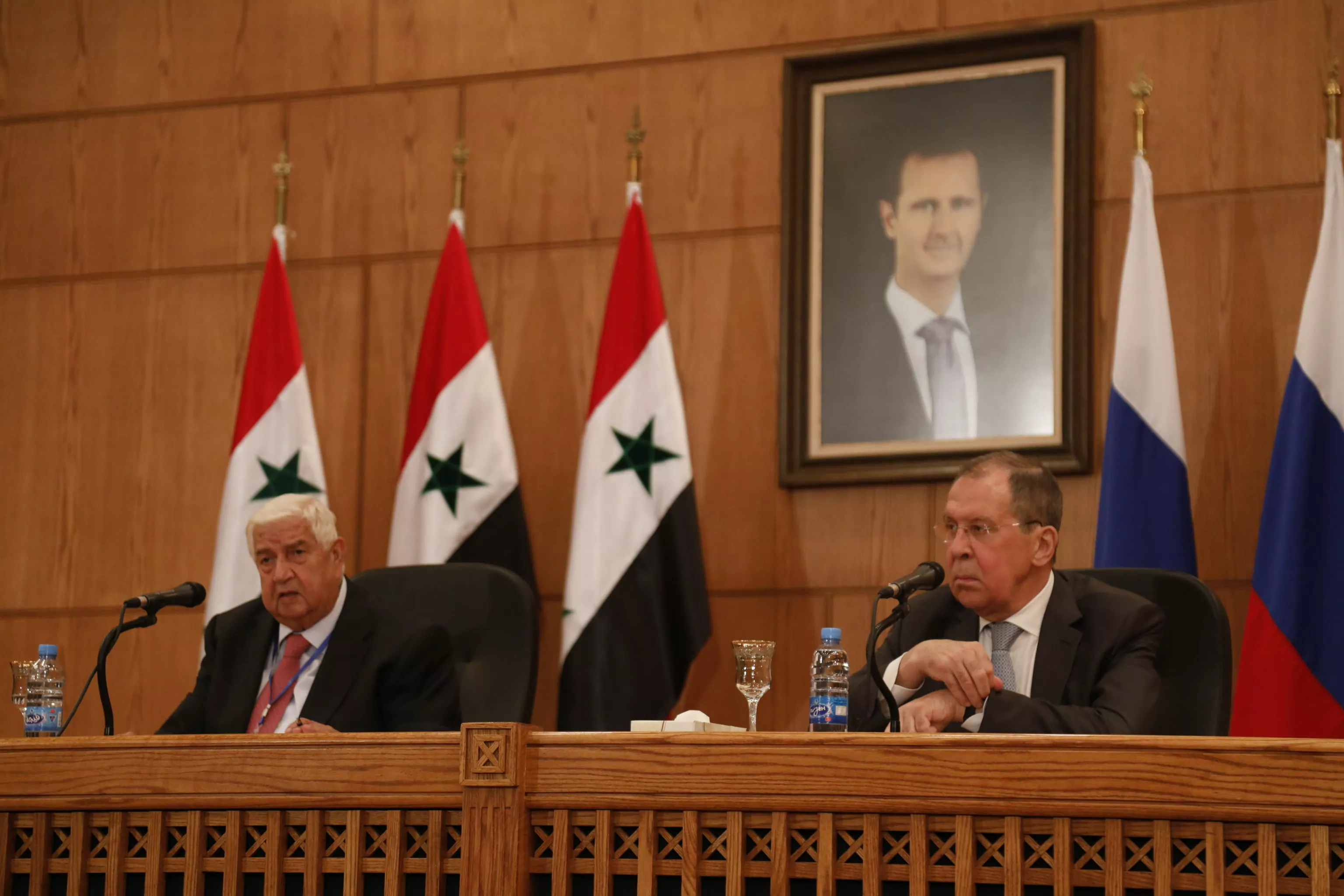المؤتمر الصحفي لوزير الخارجية السوري وليد المعلم ونظيره الروسي سيرغي لافروف المؤتمر الصحفي لوزير الخارجية السوري وليد المعلم ونظيره الروسي سيرغي لافروف