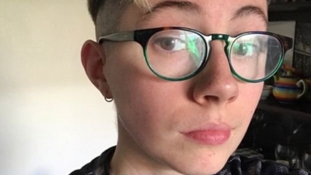 114087011__113968096_siobhan1 سيوبان تقول إنها تعلمت الكثير حول عنف الشرطة والطبقية والمهاجرين