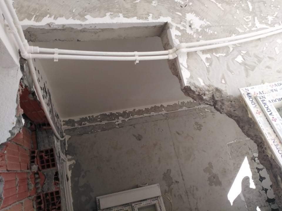 122684231_3718229381553140_4046885815722513227_n-1500x9999-c عدل ترفع دعوى قضائية ضد مُستأجر قام بتهديم جدار