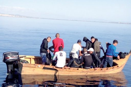 1500x9999-c-12 صحيفة “لوموند” الفرنسية: وصول 2500 “حراق” جزائري إلى السواحل الإسبانية منذ صيف 2020