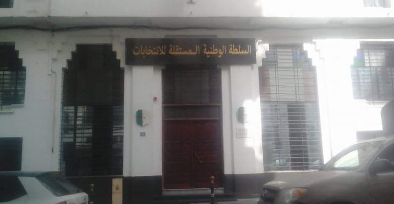 1500x9999-c-27-1500x9999-c إفتتاح مكاتب التصويت بمناسبة الإستفتاء حول مشروع تعديل الدستور