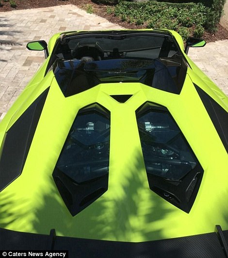 All the parts used are official Lamborghini parts taken from the Aventador (pictured) that have been made to survive the water