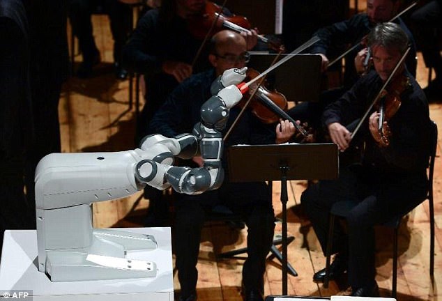 The concert at Pisa's Verdi Theatre on Tuesday took place as the grand finale of the first International Festival of Robotics