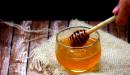 العسل المدعم بالكافيار: هل يساعد في تحسين القدرة الجنسية؟