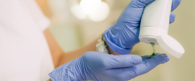 tbl_articles_article_26072_4347f93e0de-1863-4ba3-804a-ce378da2e7d3 التقشير الكيميائي للركب