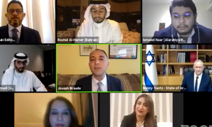 “حماس” تدين لقاء صحافيين عرب مع وزير “الدفاع” الإسرائيلي